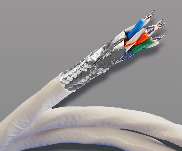 Ethernet Cables para sistemas terrestres del sector de defensa