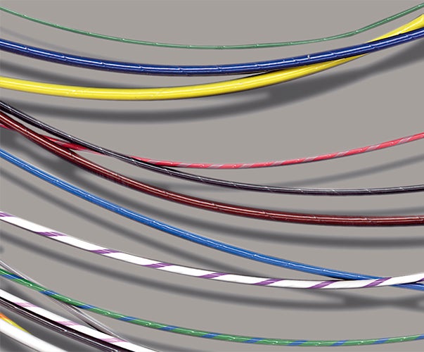 Hook-Up Wires para sistemas terrestres del sector de defensa