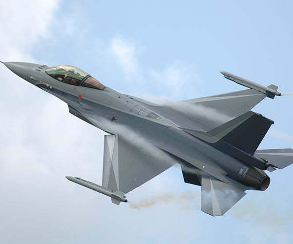 F-16 Fighting Falcon